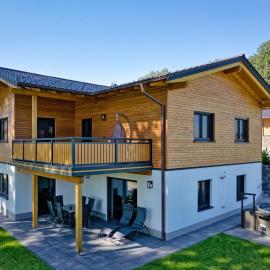 Luxus Chalet Landhaus Rachelblick, hôtel à Eppenschlag