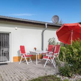 Strandnaher Bungalow, hotel in Dierhagen