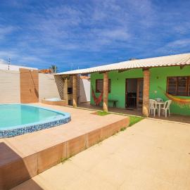 Casa com Piscina e Ar perto da praia em Paripueira