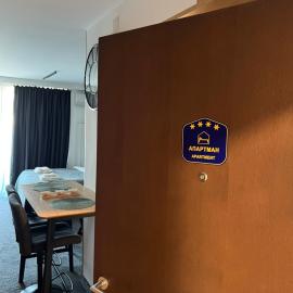 Grey Nest - Luxury Studio Apartment in Planet Residence, Niš