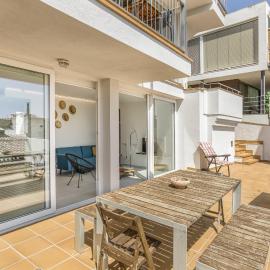 Apartamento L'escala - Bajos