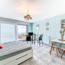 Studio Atlantide-2 by Interhome, hotel u gradu 'Tharon-Plage'