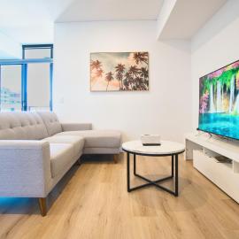 Sky Gem - Comfy 1BR APT Adelaide CBD w Pool & Gym