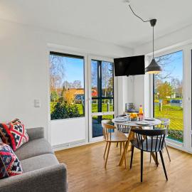 Apartment Apartment am See by Interhome