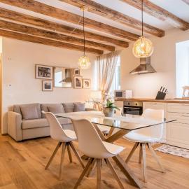 Wellness Lodge Edoardo, ξενοδοχείο σε Santa Giuliana