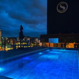 Brisa do Vale Loft 802 - Prox Centro e Oktoberfest - Piscina e WiFi