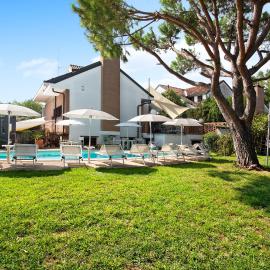 Villa La Palmetta – hotel w mieście Peschiera Borromeo