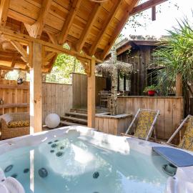 Chalet Savannaketh, hotel i Lacanau