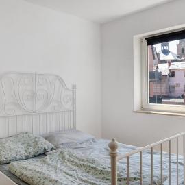 Schöne 2-Raum-wohnung im Zentrum, hotelli kohteessa Waltershausen