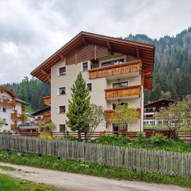 Appartamenti Alfèver- Aurone, hotell i Masarei