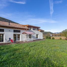 L'Eco-logis du Clos Des Tilleuls, hotel u gradu 'Die'