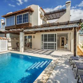 La Caleta Seaside Villa With Pool