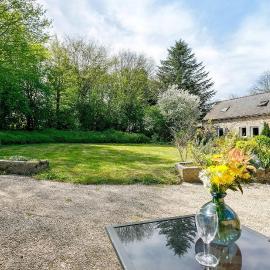 Domaine La Ville Suzanne - Chambres, hotel in Saint-Donan