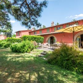 Villa Salvia, hotel in Trequanda