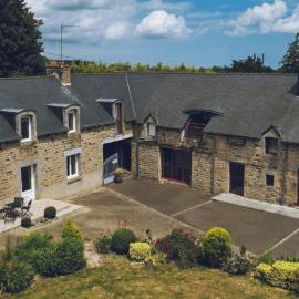Domaine La Ville Suzanne - Gîtes, hotel in Saint-Donan