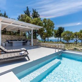 Antipaxos sunset house, hôtel à Antipaxos