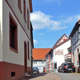 Zentral und großzügig Wohnen - Smart-TV mit streaming Apps - 1 bis 4 Personen - Küche mit Bar - kostenlose Parkzone, hotel em Mörlenbach