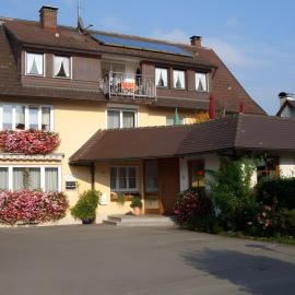 Gästehaus Fischerhäusle, hotel v destinaci Mitten