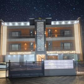 Hotel Golden Peak, hotel en Tanakpur