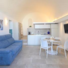 Syrenia Home, hotel Vico Equensében