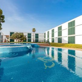 Apartamento Cala´n Bosch 1a Planta, hotel in Cala en Bosc