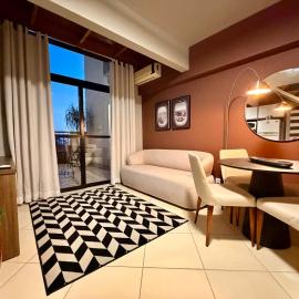 Central Duplex Loft Near USP