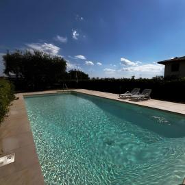 Appartamenti Villafiorito, hotel u gradu Lazise
