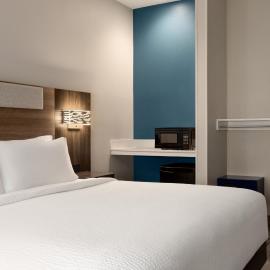 Holiday Inn Express Hotel & Suites Edmond by IHG, hotel en Edmond