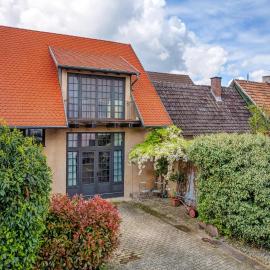 Loft Im Künstlerhaus, хотел в Ригел