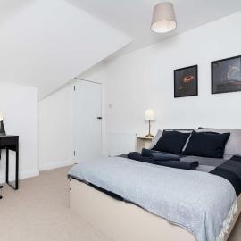 Free Parking & WiFi Near St Andrews Leven Beach
