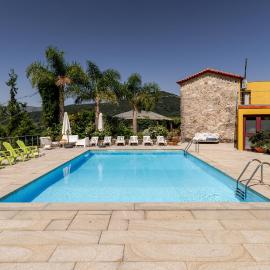 Casa do Eido da Devesa, hotel v destinaci Bárrio