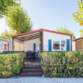 Bungalow D, hotel in Pontevedra