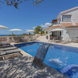 Villa Maitreya, Hotel in Son Bou