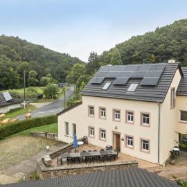 Ferienhaus Eifellandhaus, hotel u gradu Zweifelscheid