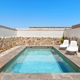 Casa Juana Madera