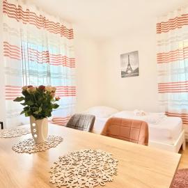 Ferienwohnung mit Parkmöglichkeit, hotel em Göppingen