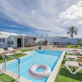 The Suite Villa, hotel in Playa Blanca