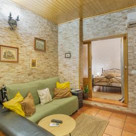 Casa Rosi Cave House, hotelli kohteessa Artenara