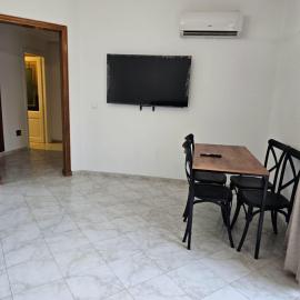 Appart rdc near airport & clinics- 1 Bedroom, hotel u gradu Arijana