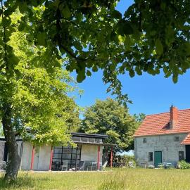 Atelierhaus auf Hofjumne, hotel in Saal