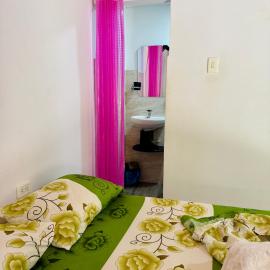Hostal Arambulo, hotel in Villavieja