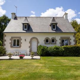 Maison familiale terrasse et parc