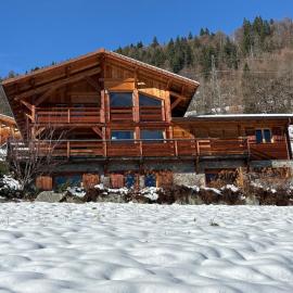 Chalet face au Mont Blanc wellnes, hotel sa Sallanches