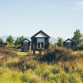 Appleby House & Rabbit Island Huts, hotell i Mapua