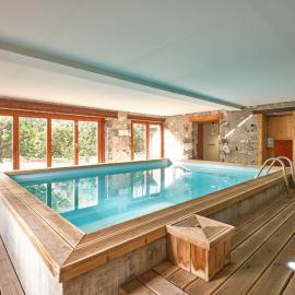 Maison Dans Ancienne Forge, hotel din Noyarey