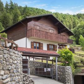 Chalet Holly, hotelli kohteessa Bormio