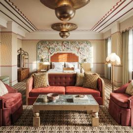 The Stoneleigh, Autograph Collection