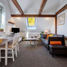 gemütliche Ferienwohnung in Seenähe, hotel in Neustrelitz