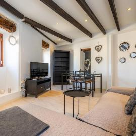 Apartamento Can Roses