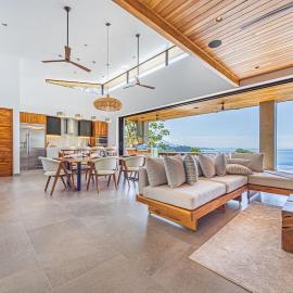 Pacific Paradise Brand New Luxury Home, Dominical